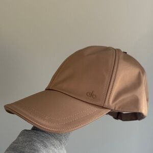 ALO Yoga Tan Cap